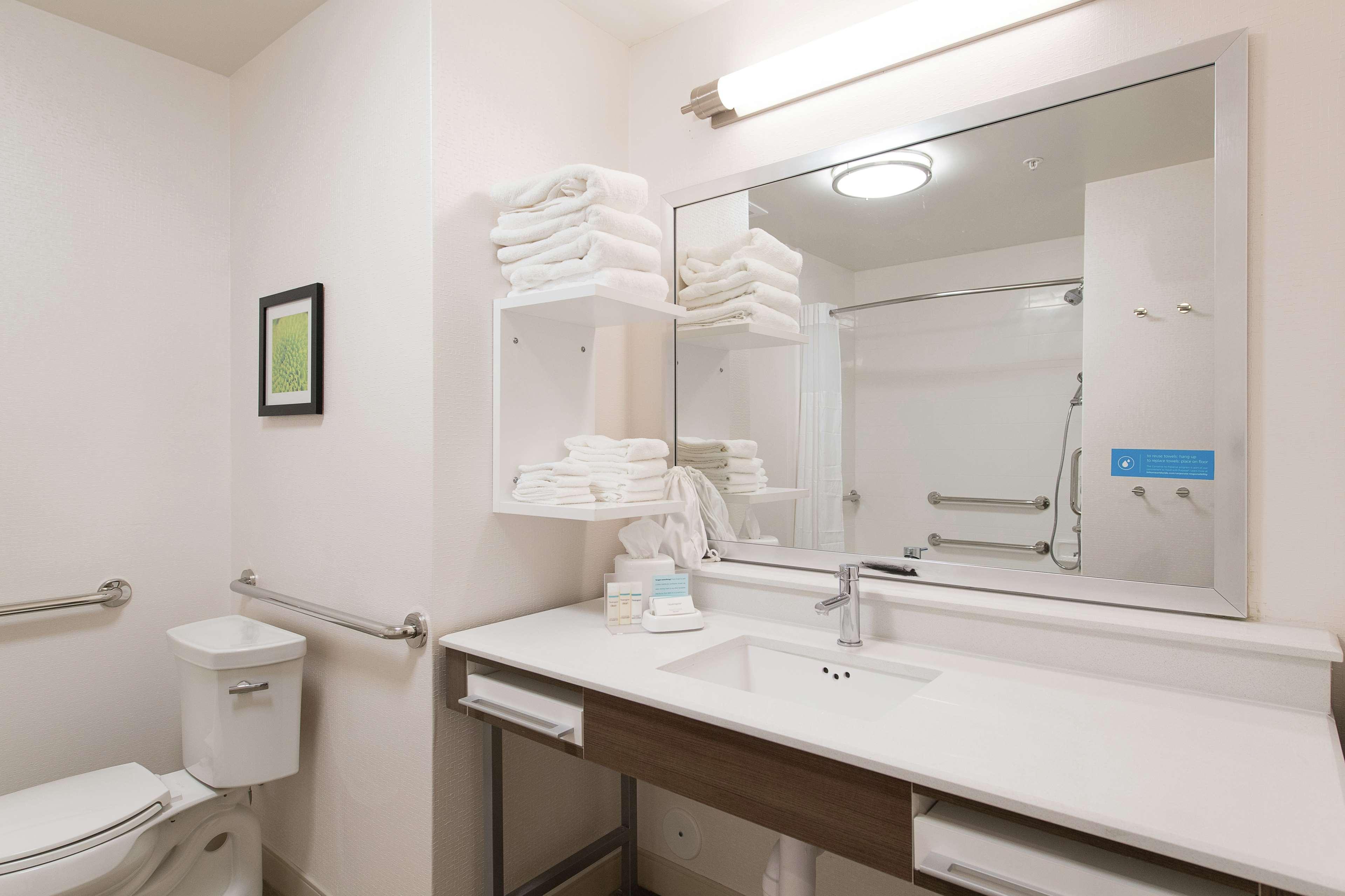 Hampton Inn & Suites Уолтърборо Екстериор снимка