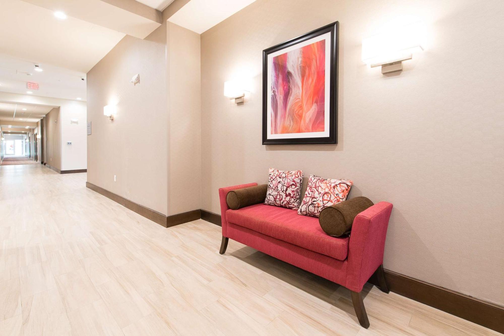 Hampton Inn & Suites Уолтърборо Екстериор снимка